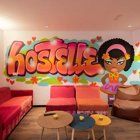 Hostelle - Women Only אכסניה ברצלונה